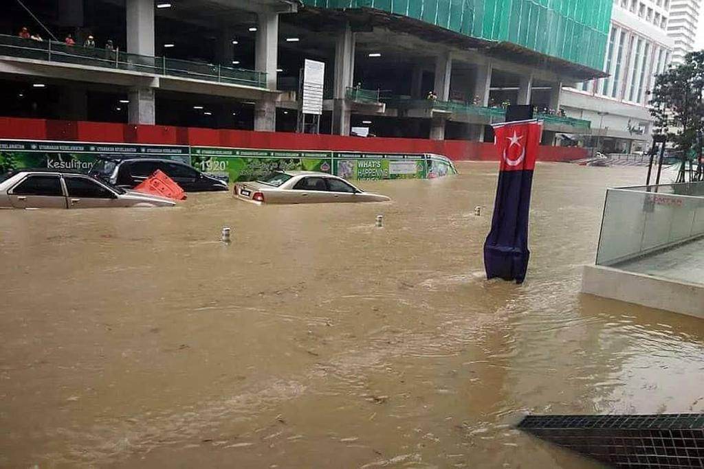 Jumlah Mangsa Banjir Semakin Meningkat Di 3 Negeri | Rileklah.com