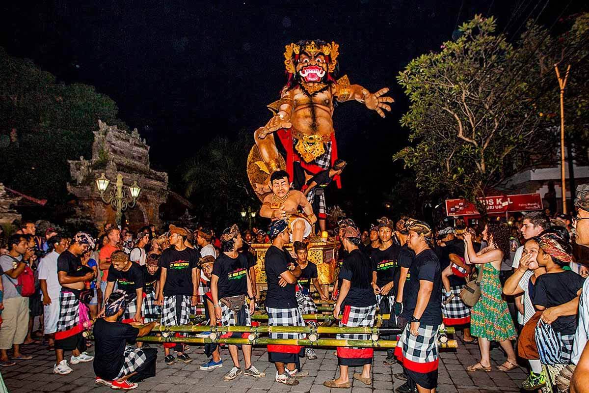 5 Festival Terbesar Yang Akan Berlangsung Di Indonesia, Ini Masa Sesuai ...