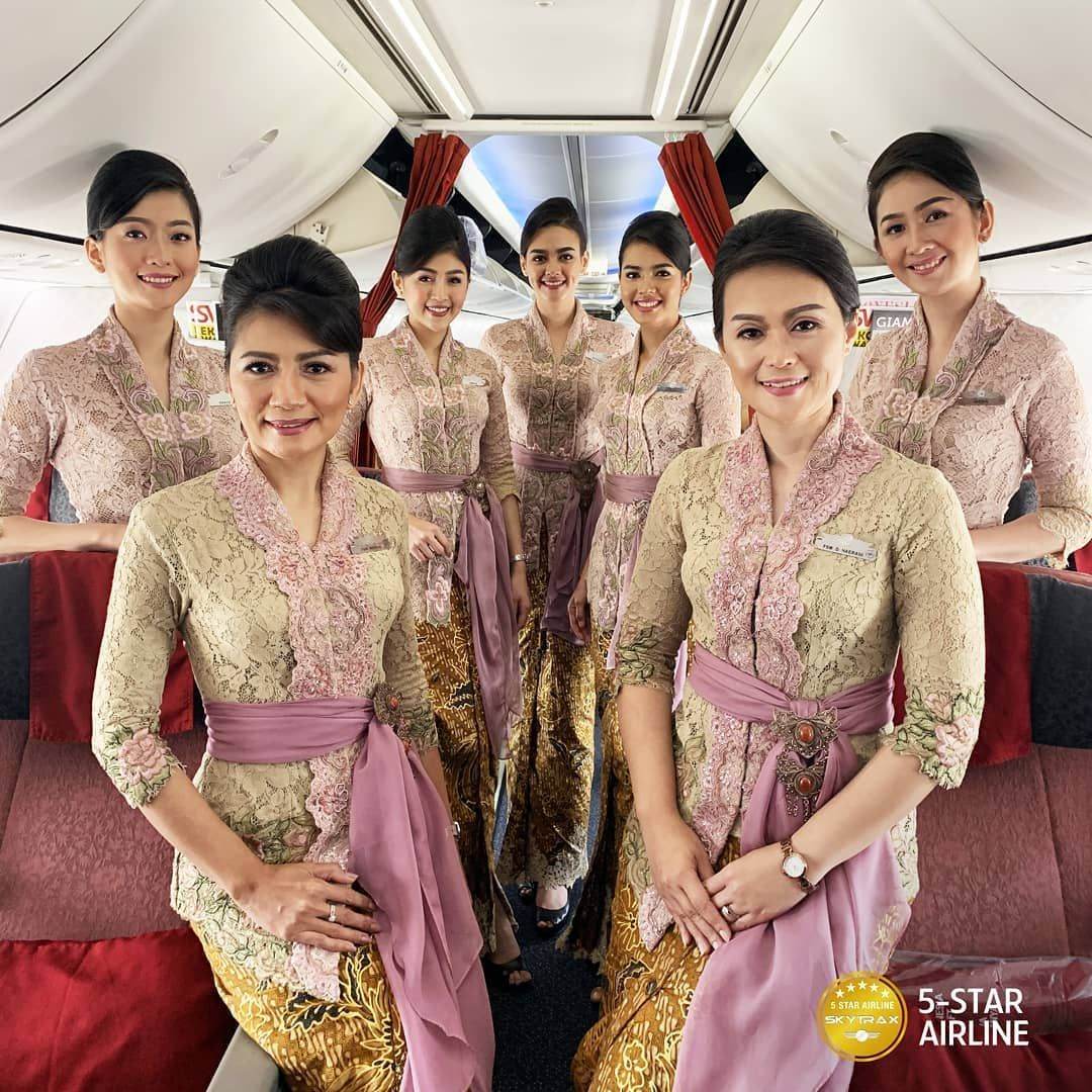 18+ Seragam Pramugari Garuda Airlines, Paling Baru