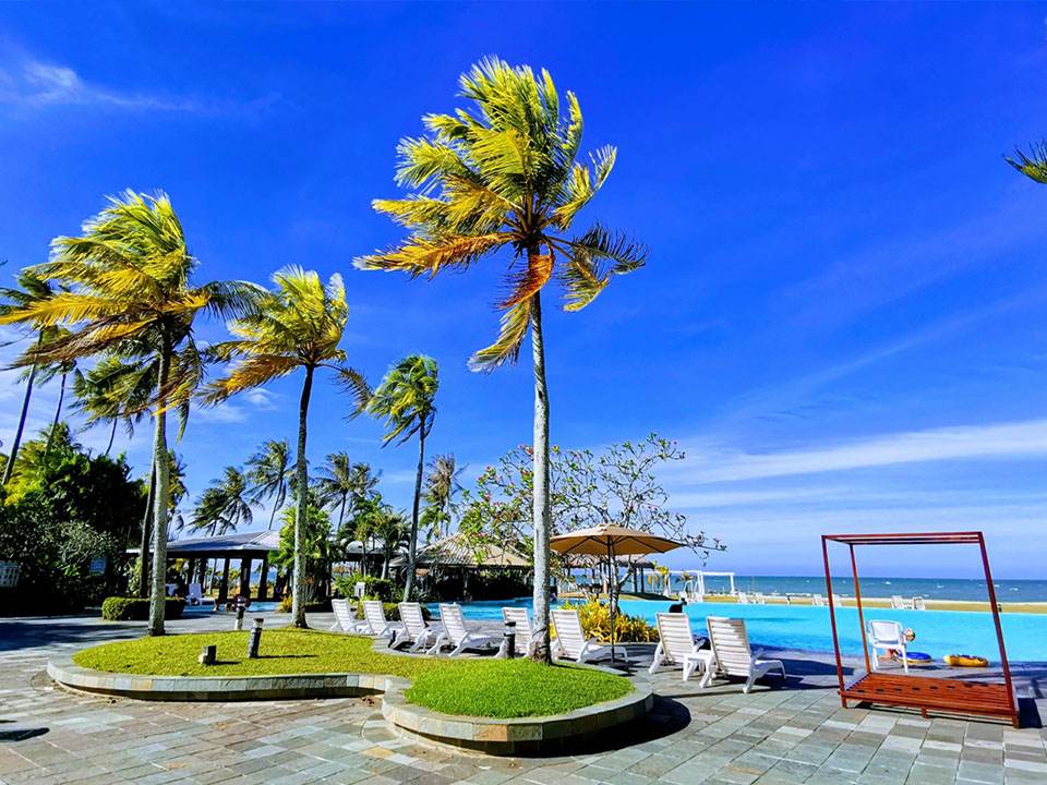 [Hotel Review] Palm Beach Resort & Spa, Labuan | Rileklah.com